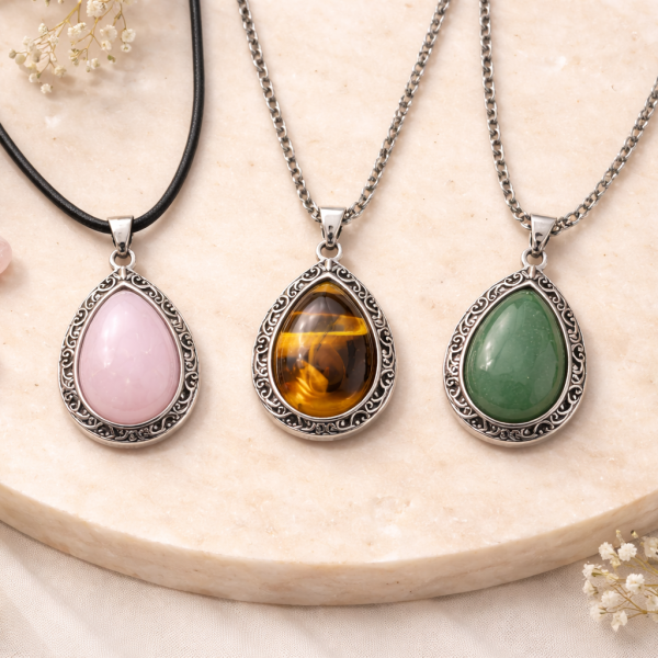 Collar Gota Labrada de Piedra Natural